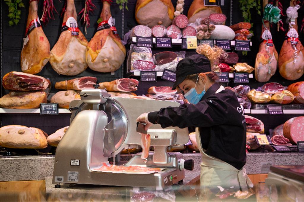 Carrefour: Opportunità di Lavoro nel Settore della Grande Distribuzione 